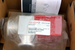 Oerlikon Leybold Turbovac T1600 with PROFIBUS 800040V2444 turbomolecular pump used completely overhauled (Kopie) (Kopie) (Kopie) (Kopie) (Kopie) (Kopie) (Kopie) (Kopie) (Kopie)